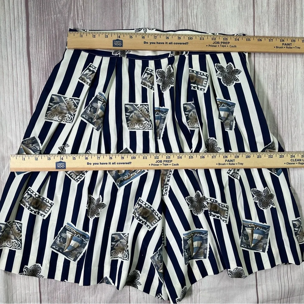 Women’s Vintage Brooks Brothers Navy & Off‎ White Nautical Ocean Bermuda Shorts